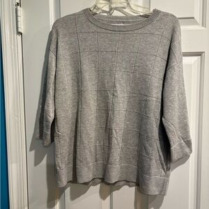 Lafayette 148 3/4 sleeves top lightweight sweater sz M/L light gray